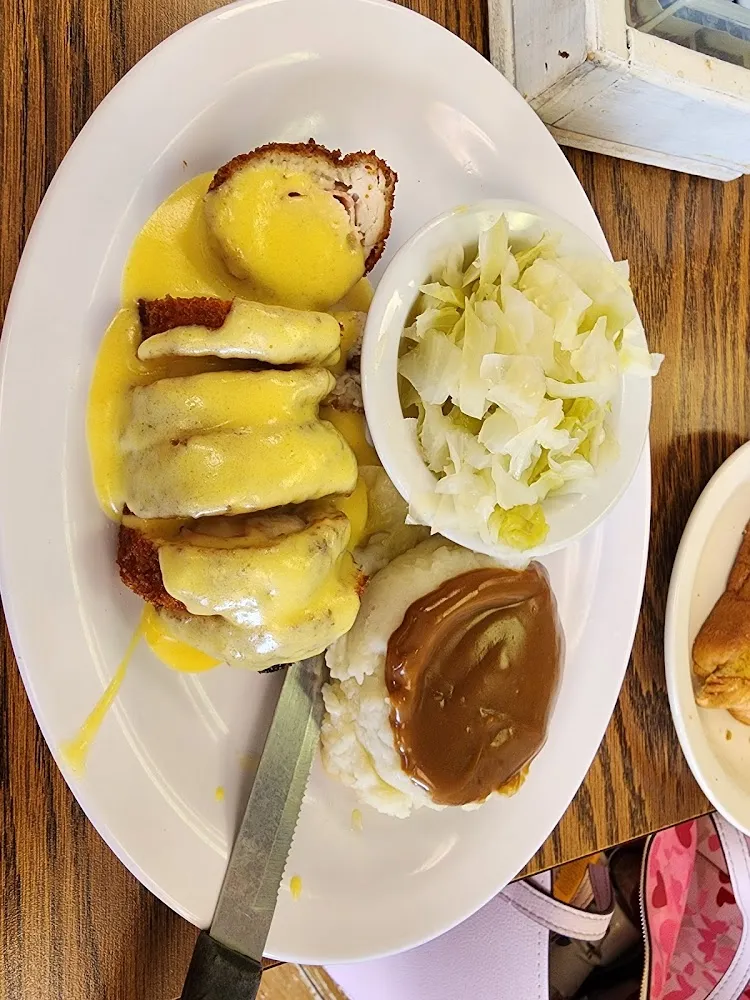 Special Chicken Cordon Bleu